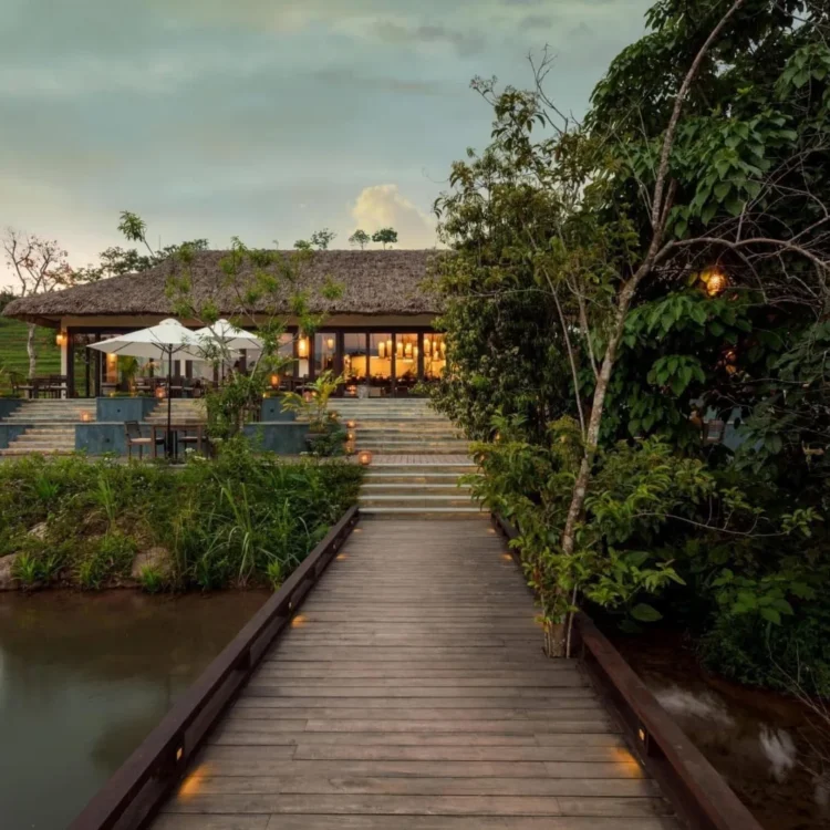 Nhà vườn nhìn hồ Tà Đùng - 816m² - 400m² đất ở - đã có 2 căn nhà hoàn thiện
